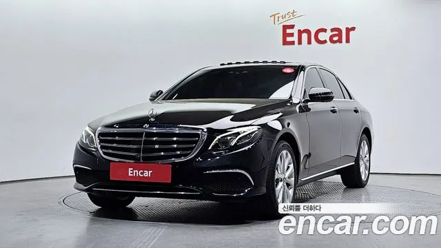 Mercedes-Benz E-class E300 4MATIC Exclusive