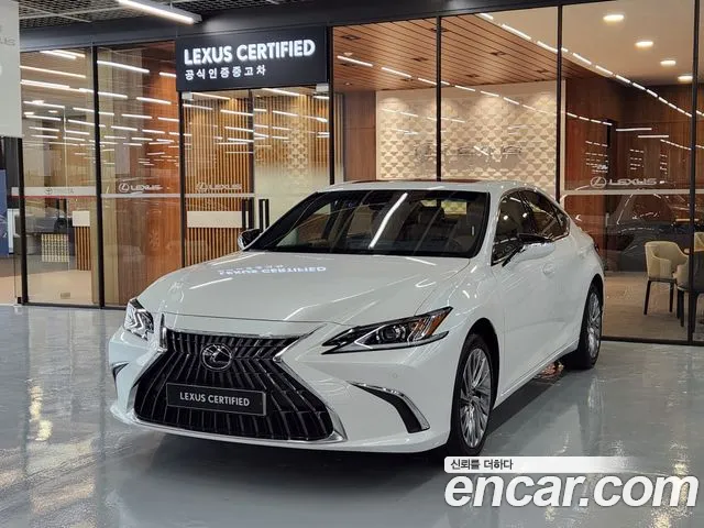 Lexus ES Luxury Plus