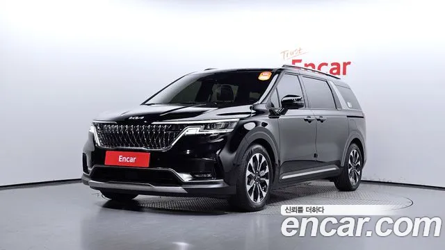 Kia Carnival Gasoline 7-Seater Signature