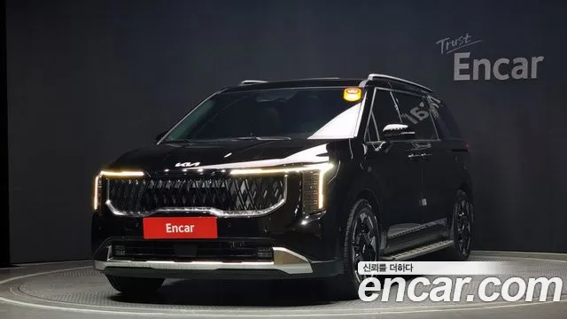 Kia Carnival 9-Seater Noblesse
