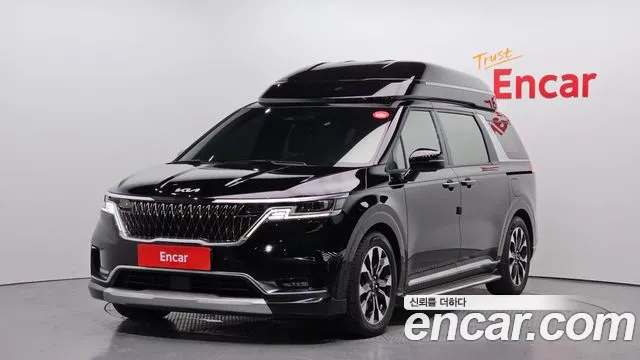 Kia Carnival Signature