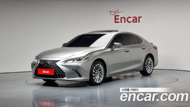 Lexus ES Luxury Plus