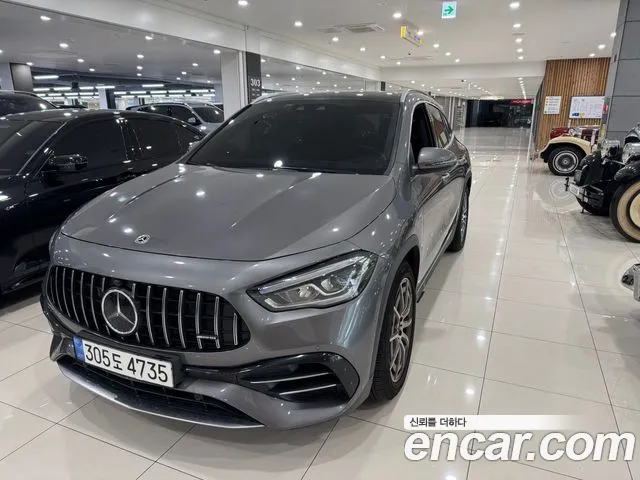 Mercedes-Benz GLA-Class GLA45 AMG 4MATIC+