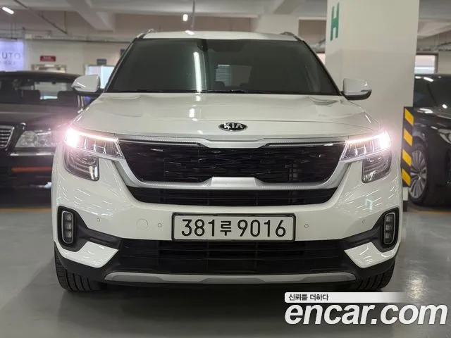 Kia Seltos Signature