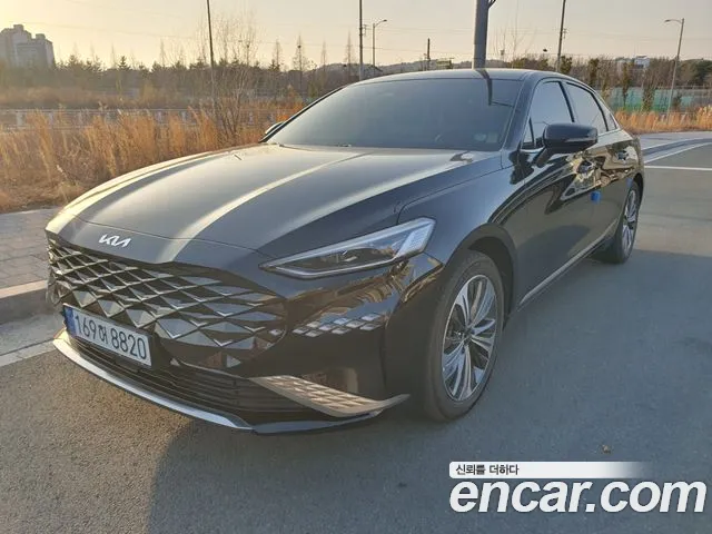 Kia K8 Signature