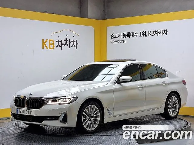 BMW 5-Series 530i Luxury