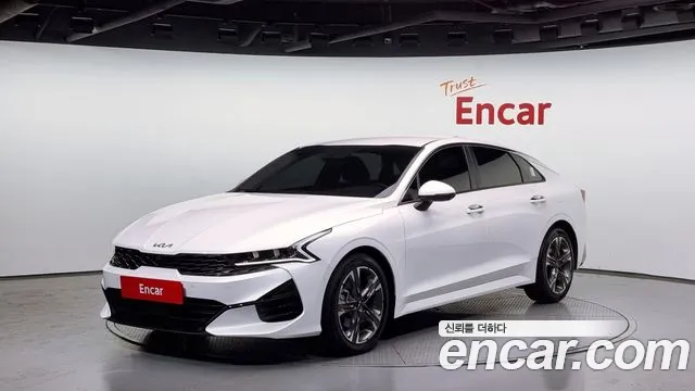 Kia K5 Signature