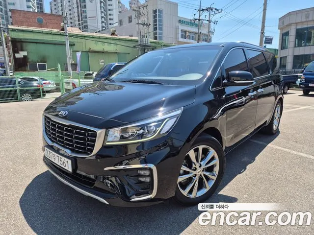 Kia Carnival 9-Seater Noblesse Special