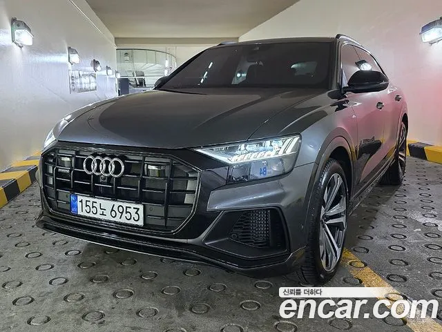 Audi Q8 55 TFSI Quattro Premium