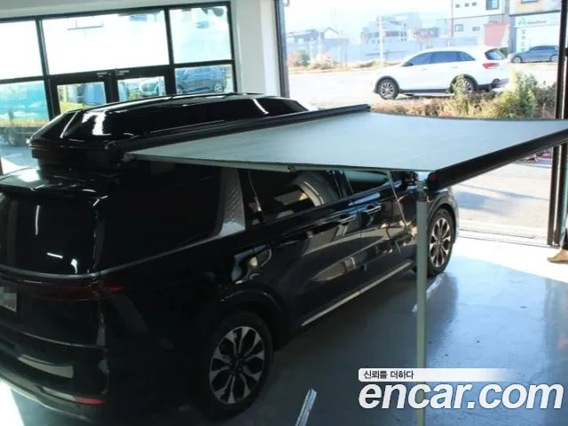 Kia Carnival Gasoline 9-Seater Prestige