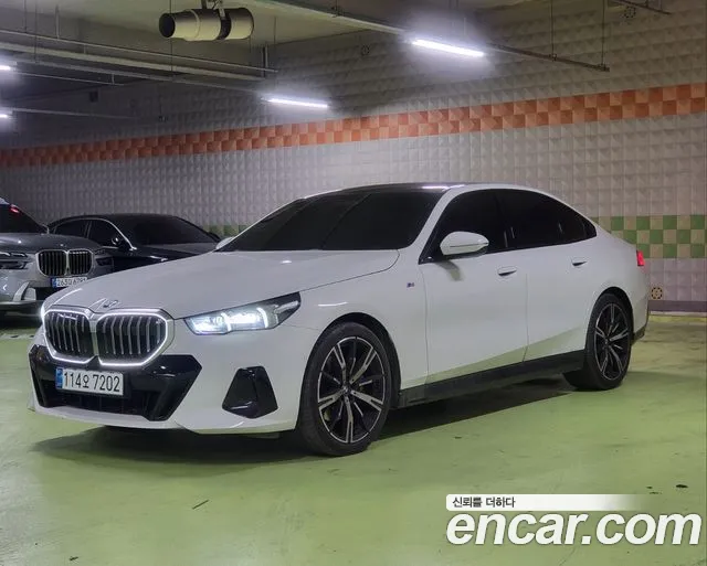 BMW 5-Series 530i xDrive M Sport