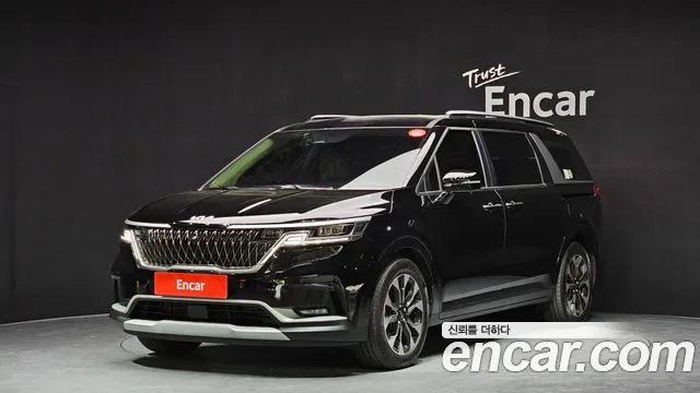 Kia Carnival 9-Seater Prestige