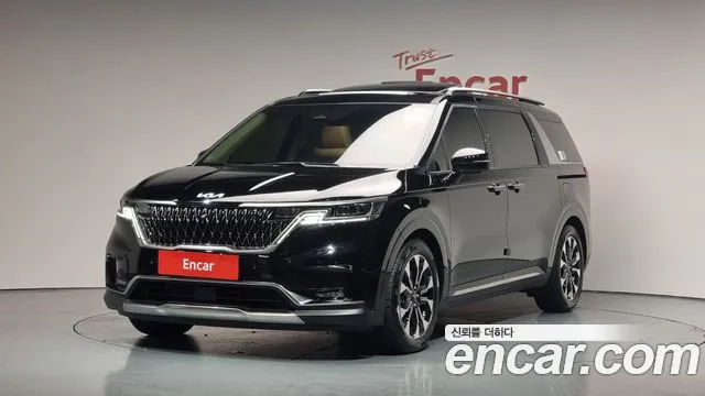 Kia Carnival Gasoline 9-Seater Signature