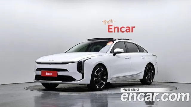 Kia K8 Signature