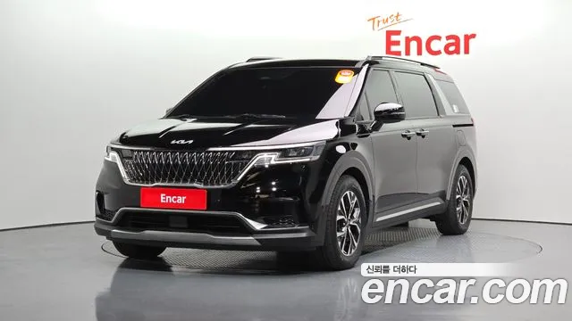 Kia Carnival 9-Seater Noblesse
