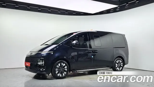 Hyundai Staria Prestige