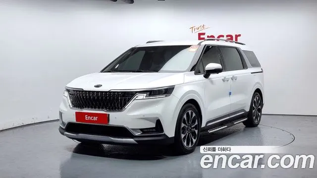 Kia Carnival 9-Seater Signature
