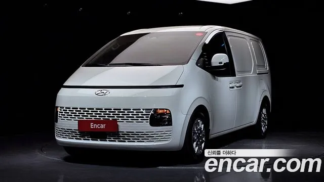 Hyundai Staria Modern