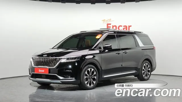 Kia Carnival 9-Seater Signature