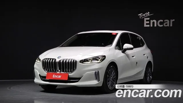 BMW 2-Series 220i Luxury