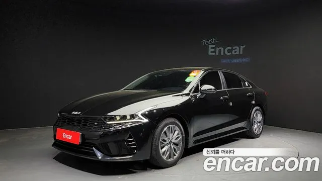Kia K5 Signature