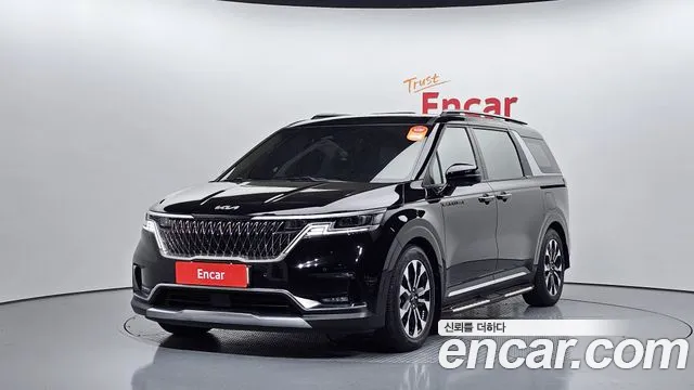Kia Carnival 7-Seater Signature