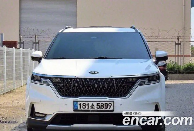 Kia Carnival 7-Seater Signature