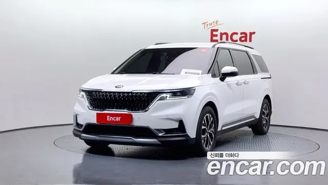 Kia Carnival Gasoline 9-Seater Noblesse