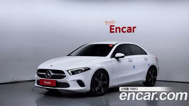 Mercedes-Benz A-Class A250 4MATIC Sedan