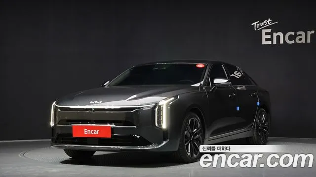 Kia K8 Signature