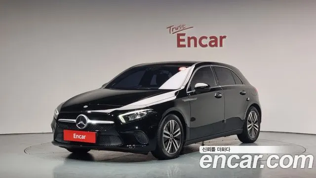 Mercedes-Benz A-Class A220 Hatchback