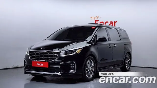 Kia Carnival Gasoline 9-Seater Prestige