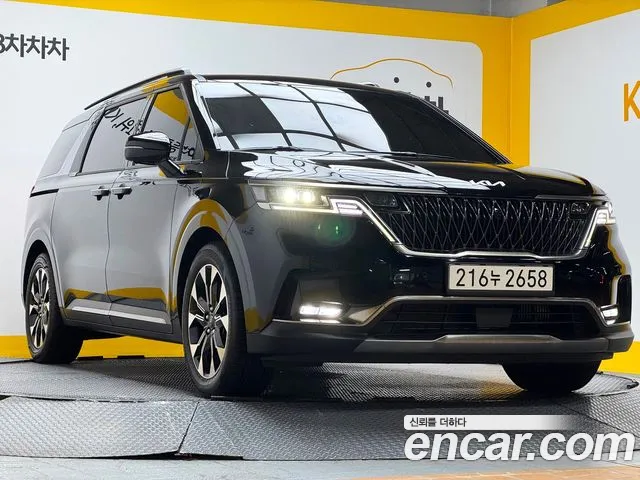 Kia Carnival 9-Seater Noblesse
