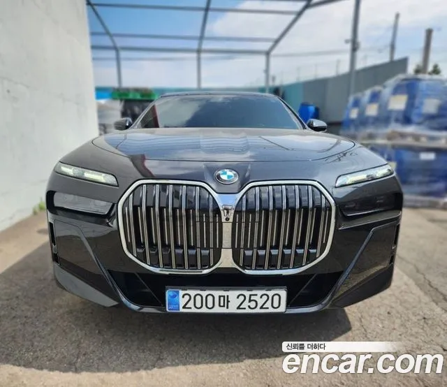 BMW 7-Series 740i sDrive M Sport