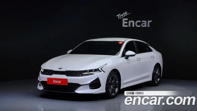Kia K5 Signature