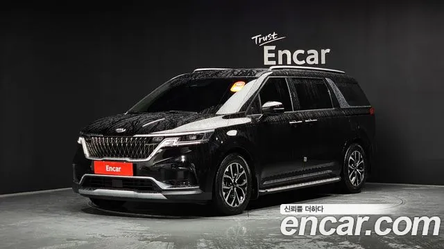 Kia Carnival 9-Seater Signature