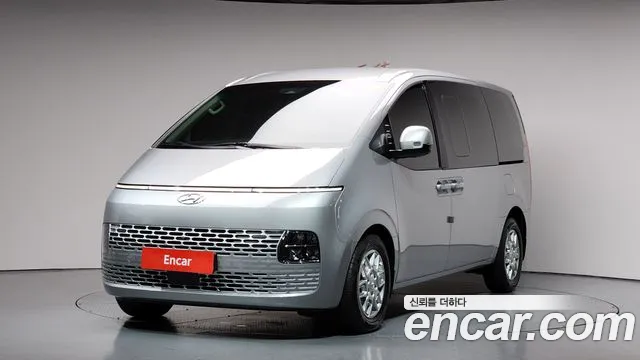 Hyundai Staria Modern