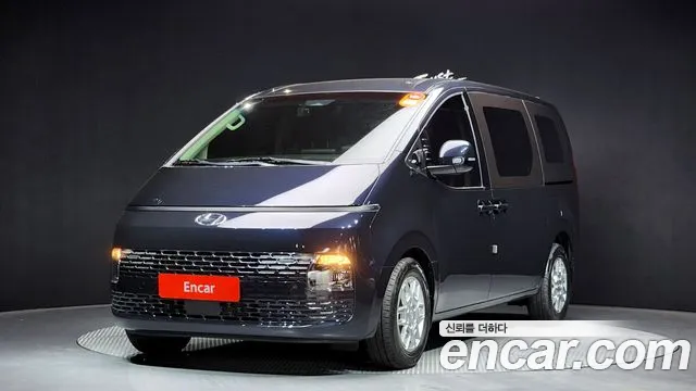 Hyundai Staria Modern