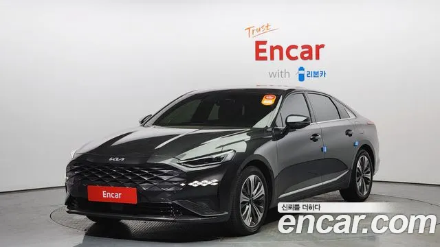 Kia K8 Signature