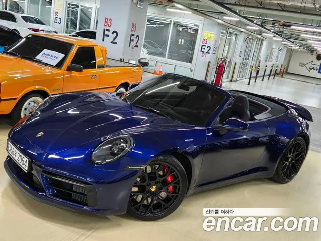 Porsche 911 Carrera GTS Cabriolet