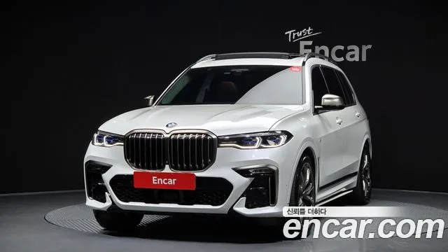 BMW X7 M50i 6STR