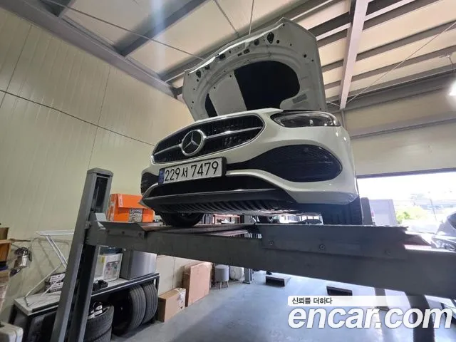 Mercedes-Benz C-Class C200 Avantgarde
