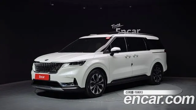 Kia Carnival 9-Seater Signature