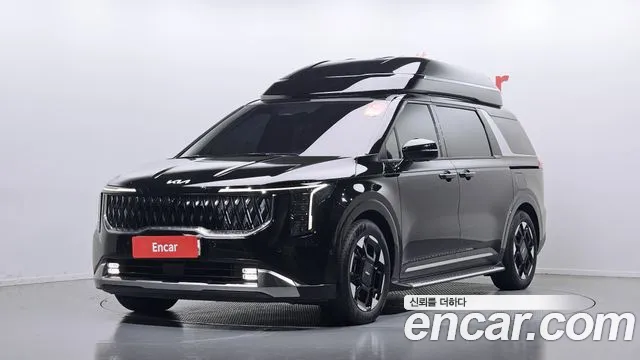 Kia Carnival Signature