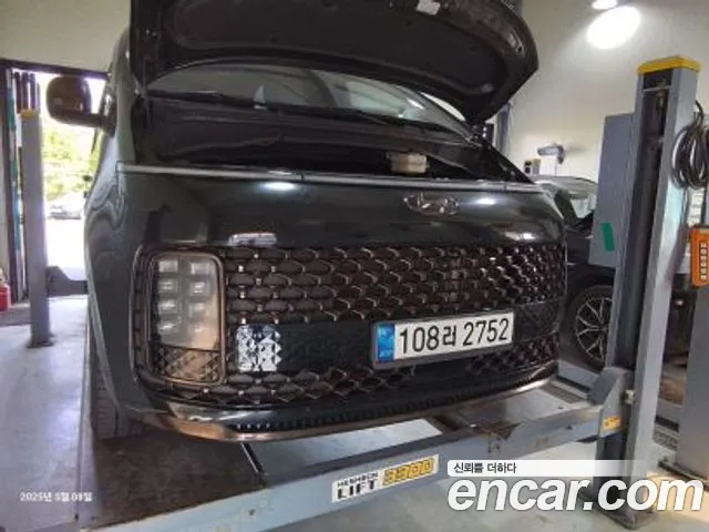 Hyundai Staria Inspiration