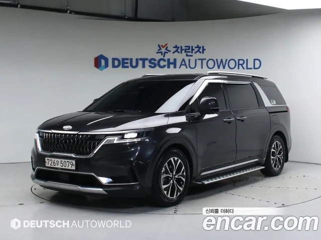 Kia Carnival 11-Seater Signature