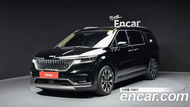 Kia Carnival Gasoline 9-Seater Signature