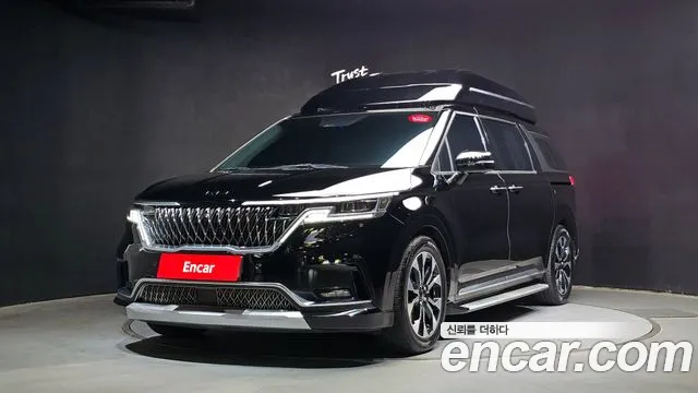 Kia Carnival Signature