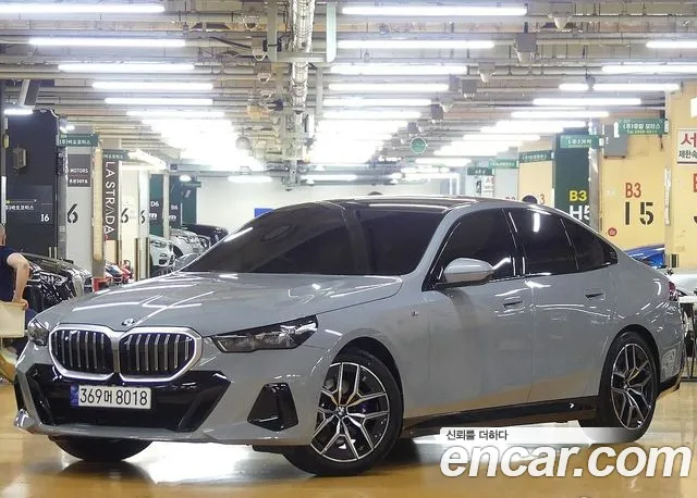 BMW 5-Series 523d M Sport
