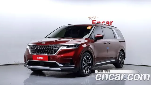 Kia Carnival Gasoline 7-Seater Noblesse